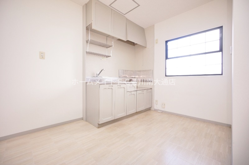 キッチン　同型別部屋写真