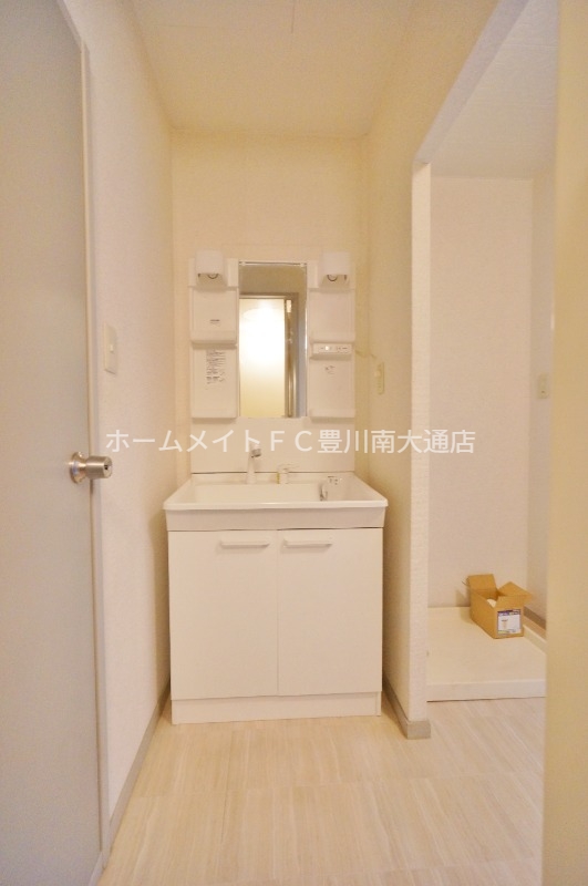 洗面設備　同型別部屋写真