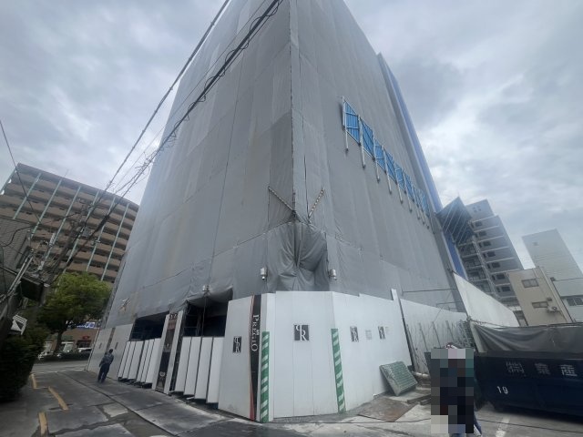 駐車場　建設中