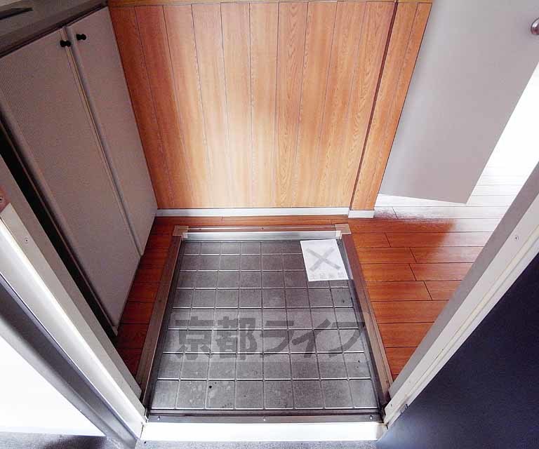 玄関　段差のないスッキリとした玄関です！