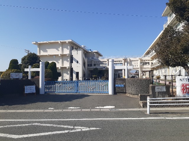 小学校　青城小学校（小学校）まで2300m