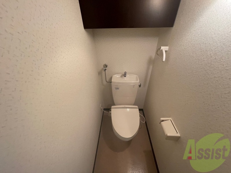 トイレ　こちらはトイレです。清潔感があり、安心して使用できます。