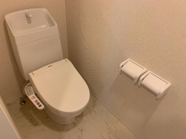 トイレ　シャワー付トイレ