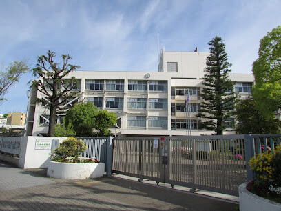 高校・高専　大阪府立柴島高等学校（高校・高専）まで180m