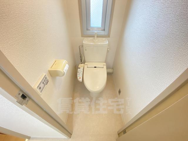 深草西浦住宅のトイレ写真