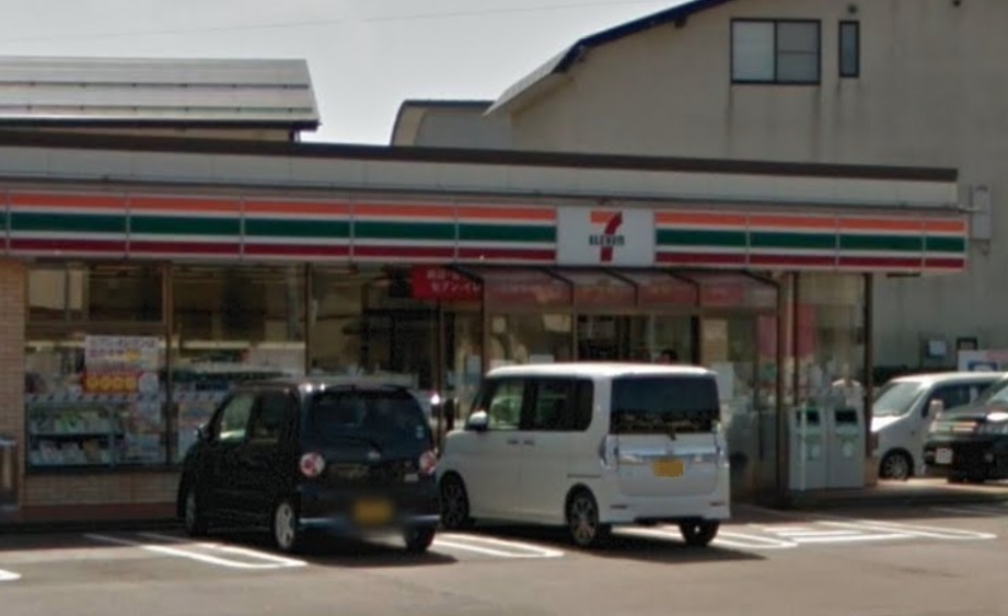 コンビニ　セブンイレブン 上越戸野目店（コンビニ）まで965m