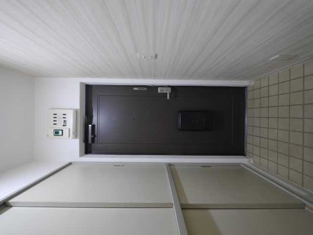 玄関　オークハウス四谷