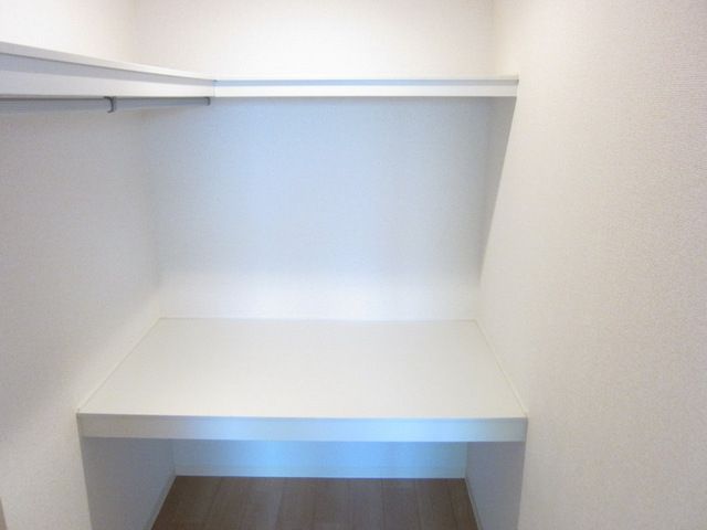 収納　♪たっぷり入る大きなウォークインクローゼット♪