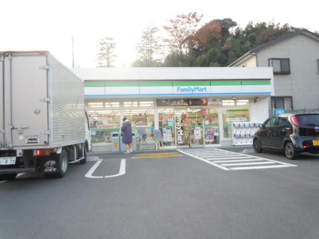 コンビニ　ファミリーマート　市川大野駅前店（コンビニ）まで426m