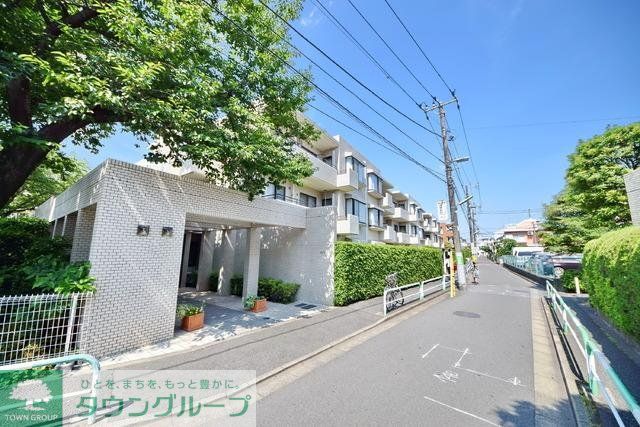 建物外観　★千歳船橋駅徒歩4分買い物・通勤・通学に便利です★
