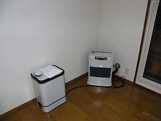 その他設備　FFストーブ
