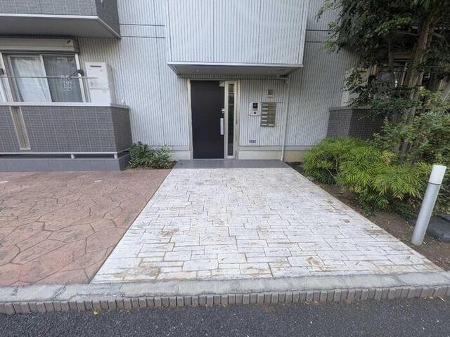 エントランス　エントランス