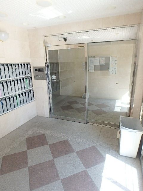 セキュリティ　オートロック完備