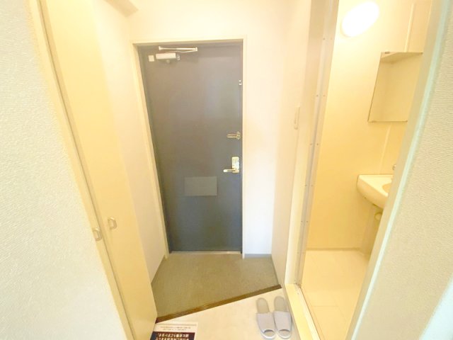 ヴィヴァント青木の玄関写真