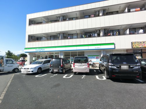 コンビニ　ファミリーマート　京成酒々井駅前店（コンビニ）まで423m