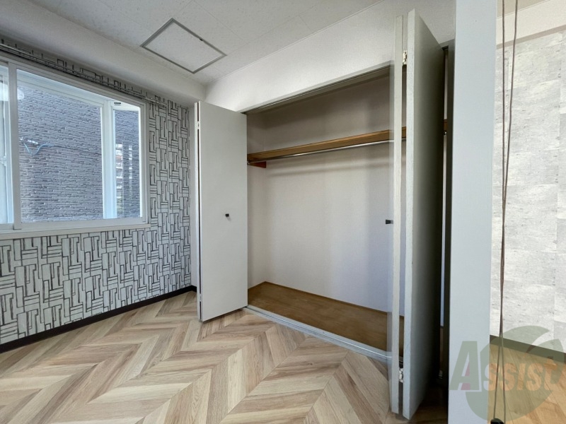 収納　寝室の収納です。部屋がすっきり片付きます。