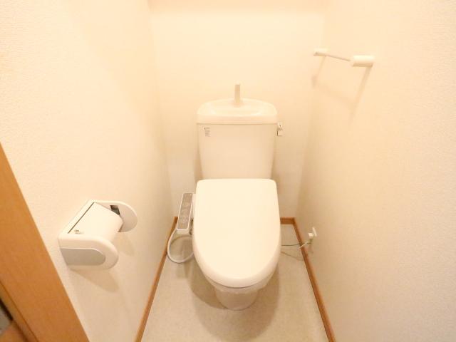 トイレ　コンパクトで使いやすいトイレです