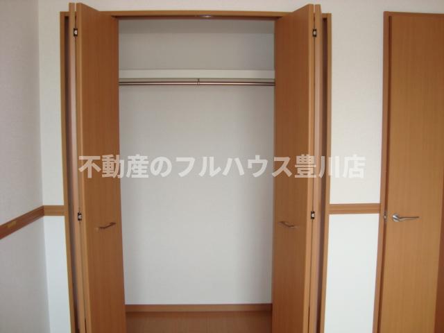 収納　クローゼット