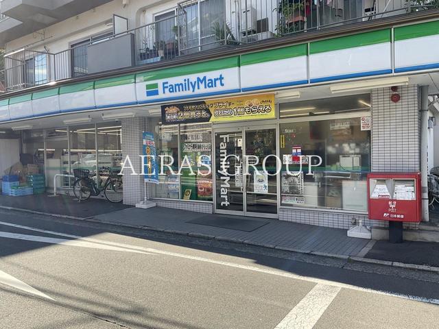 コンビニ　ファミリーマート 横浜蒔田店（コンビニ）まで705m