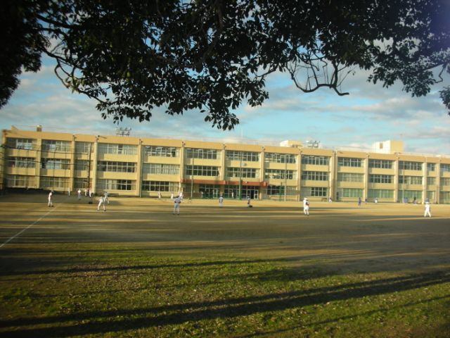 中学校　伊勢市立小俣中学校（中学校）まで1449m