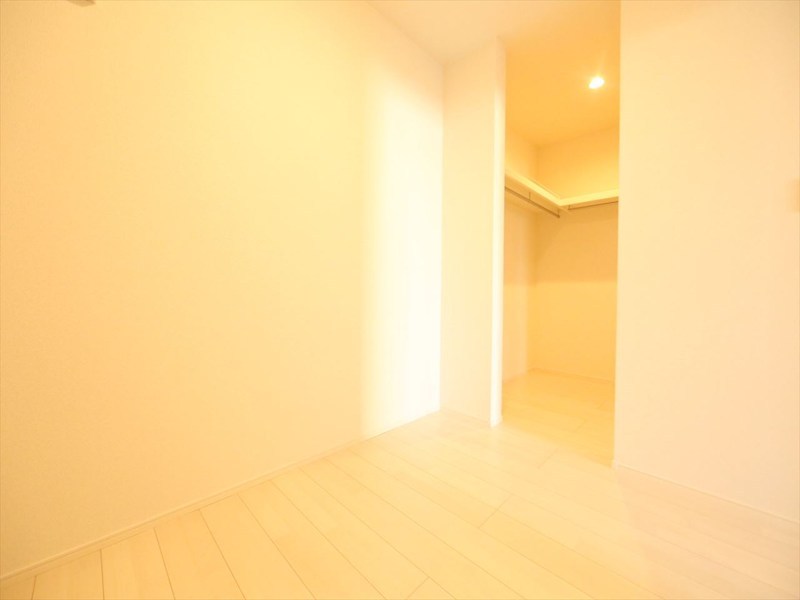 その他　洋室3.2帖　ウォークインクローゼット付　同仕様写真