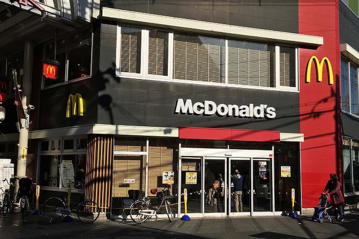 飲食店　マクドナルド（飲食店）まで350m
