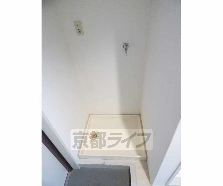 その他設備　室内洗濯機置きです。