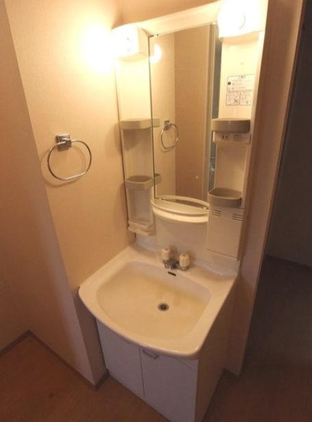 洗面設備　弊社は都内全域の物件をご紹介可能です！