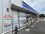 コンビニ　ローソン厚狭駅前店（コンビニ）まで549m