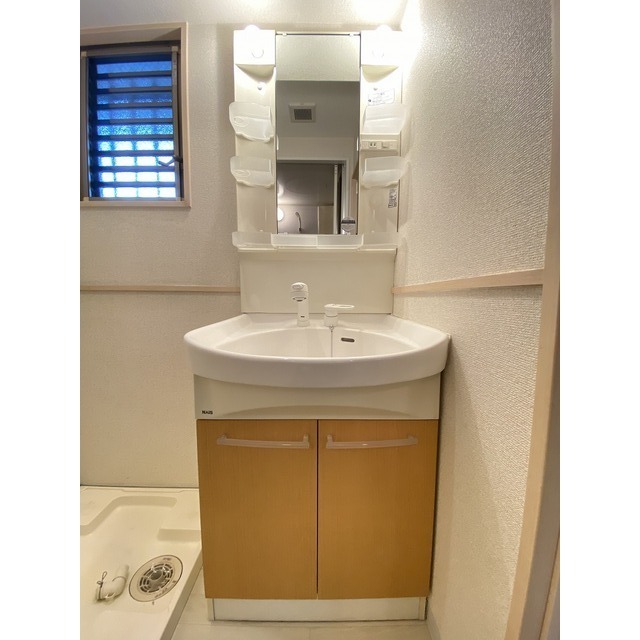 洗面設備　Ｗａｓｈ　ｓｔａｎｄ