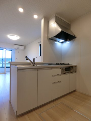 キッチン　イメージB102号室の写真（反転あり）