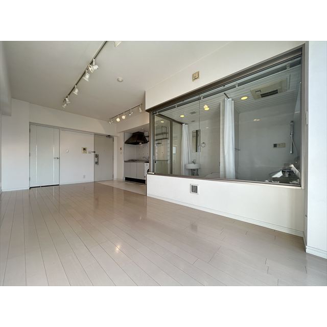 居室・リビング　※他部屋参考写真