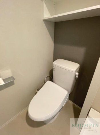 トイレ　※同タイプの別のお部屋です。