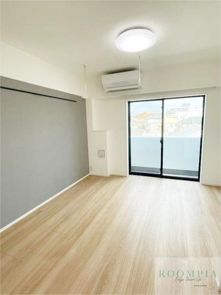 居室・リビング　※同タイプの別のお部屋です。