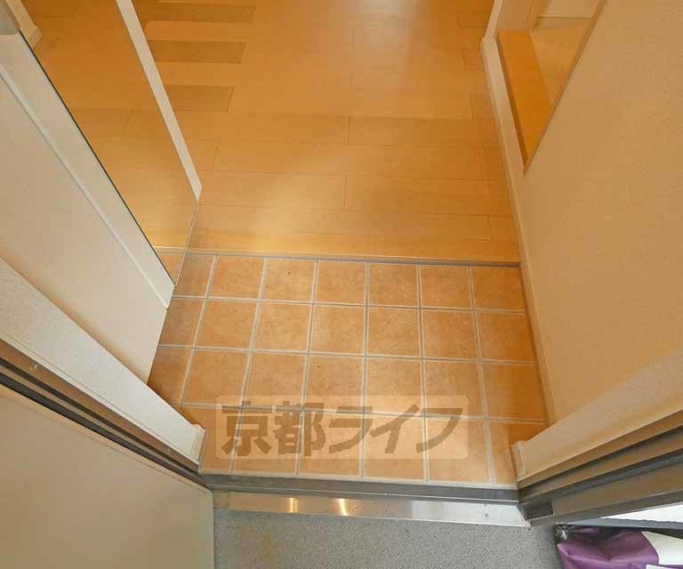 玄関　明るい玄関です。