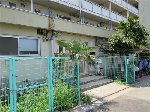 幼稚園・保育園　新田さくら保育園（幼稚園・保育園）まで316m