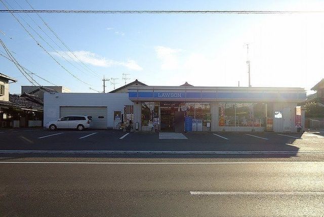 コンビニ　ローソン弓ヶ浜店（コンビニ）まで270m