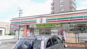 コンビニ　セブンイレブン札幌菊水3条店（コンビニ）まで231m