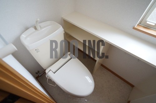 トイレ　写真は反転のお部屋です