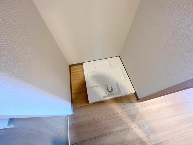 その他設備　室内に洗濯機置場があれば雨の日でも濡れる心配がございませんね
