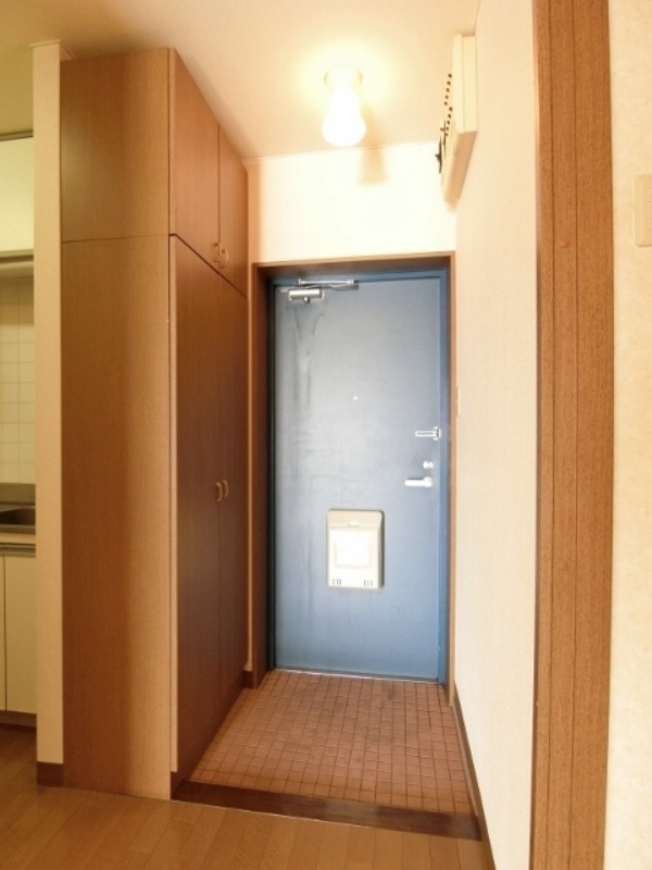 玄関　図面と現状に相違がある場合には現状を優先