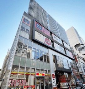 ショッピングセンター　アクティオーレ市川（ショッピングセンター）まで333m