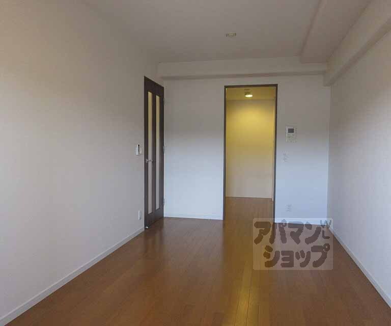 居室・リビング　広々としたお部屋！