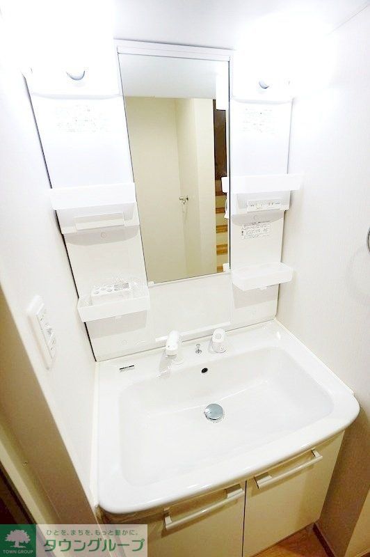洗面設備　お部屋探しは株式会社　タウンハウジング　までお気軽にお問合…