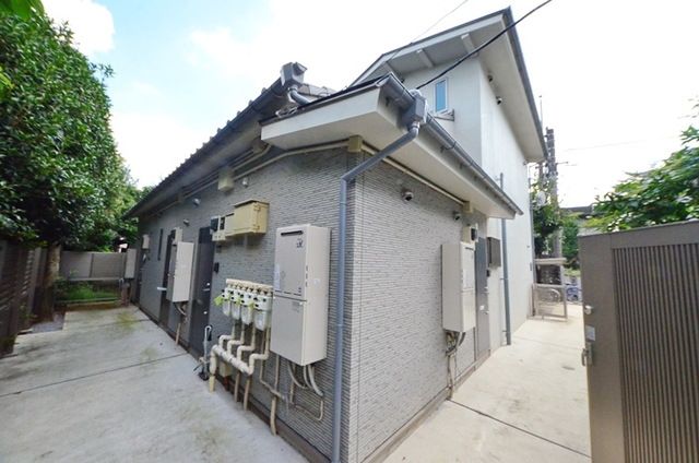 エントランス　お部屋探しは株式会社　タウンハウジング　までお気軽にお問合…