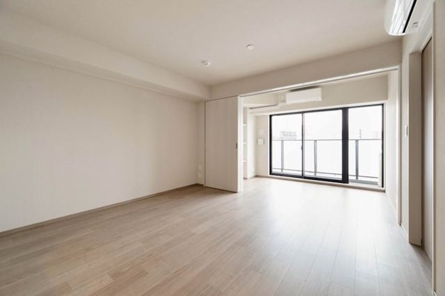 居室・リビング　写真は同タイプ住居です。