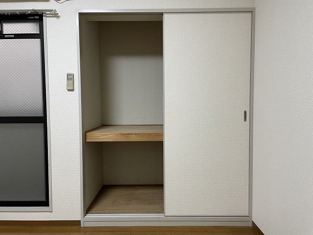 収納　参考写真掲載。