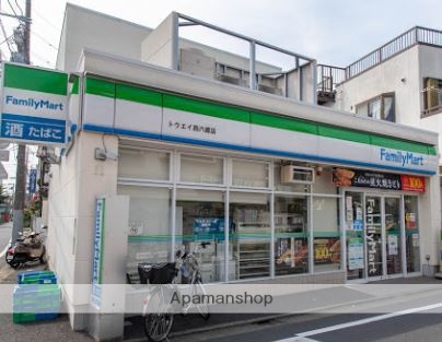 コンビニ　ファミリーマート（コンビニ）まで340m