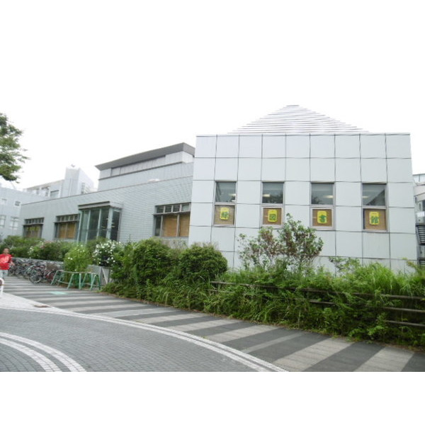 図書館　千葉市緑図書館（図書館）まで935m