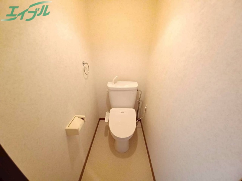 トイレ　別部屋反転写真